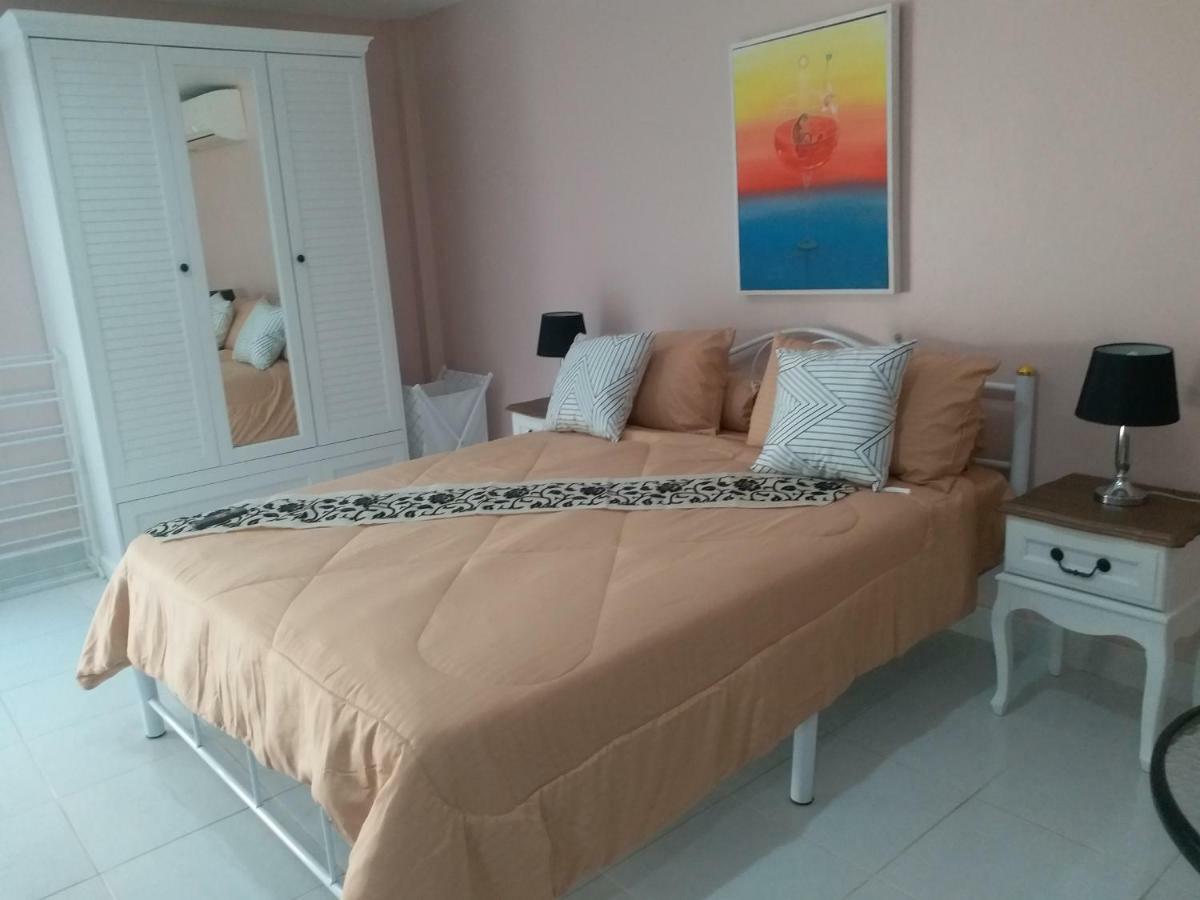 Residence Chez Nous Phuket Rawai Экстерьер фото